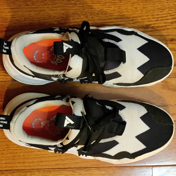 trae young shoes so so def